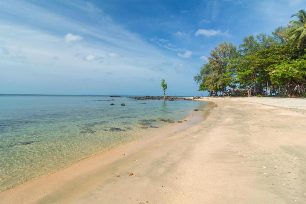 Relax Beach House Hotell Ko Lanta Eksteriør bilde