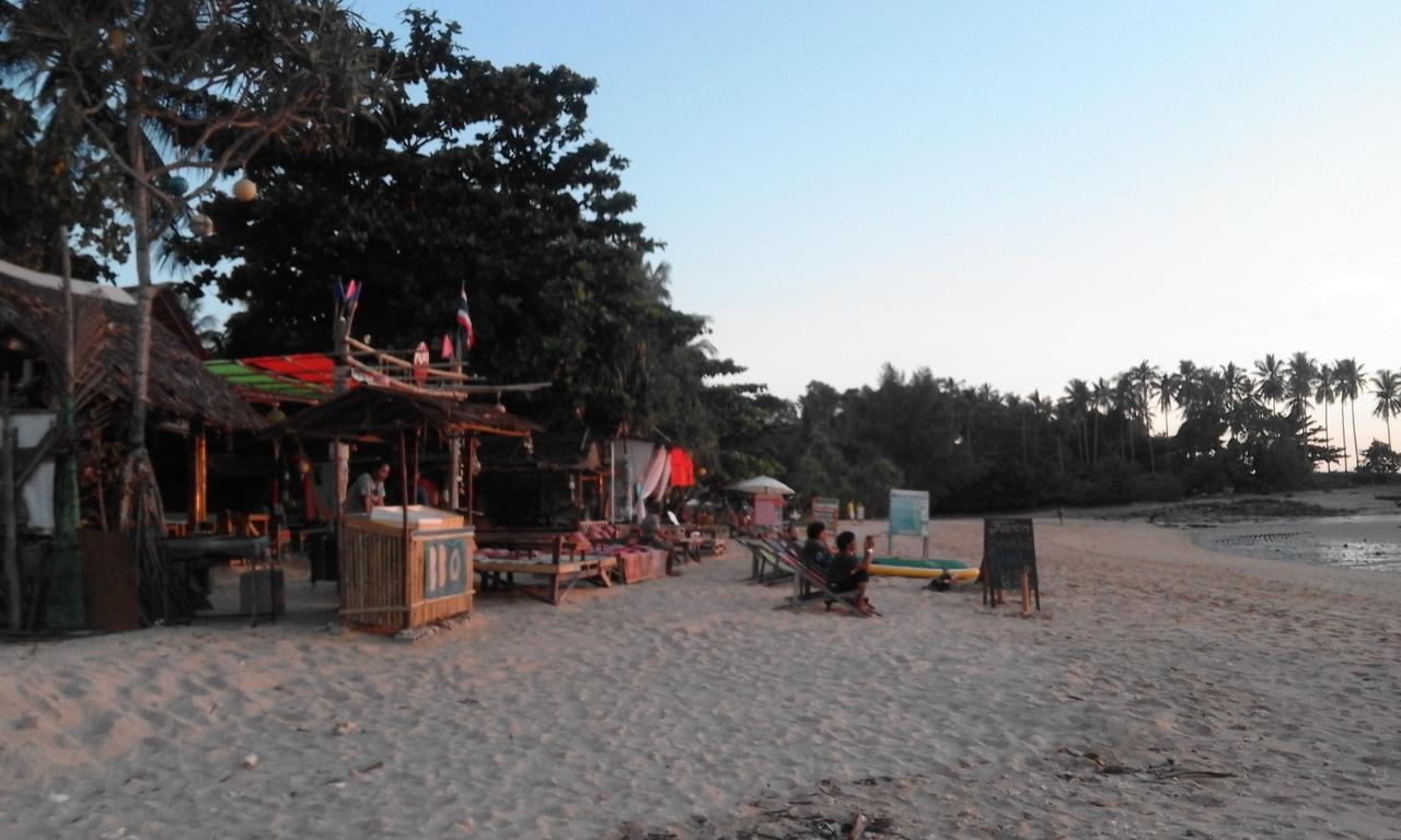 Relax Beach House Hotell Ko Lanta Eksteriør bilde