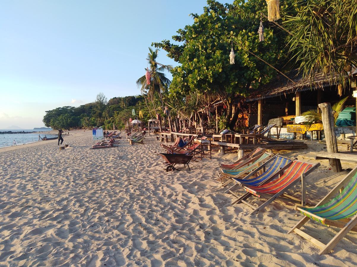 Relax Beach House Hotell Ko Lanta Eksteriør bilde